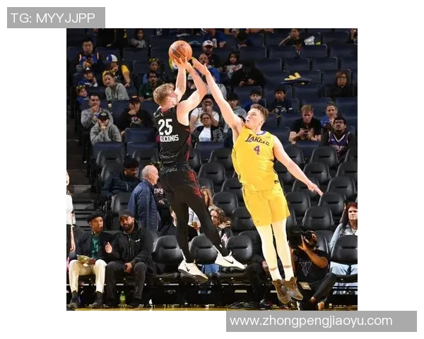 克内克特夏联命中率低迷季前赛表现差稳定性待提高 克内克特夏联命中率低迷季前赛表现差稳定性待提高