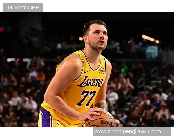 名嘴分析：湖人缺乏独行侠内线威胁与外线射手 东契奇难以全面发挥